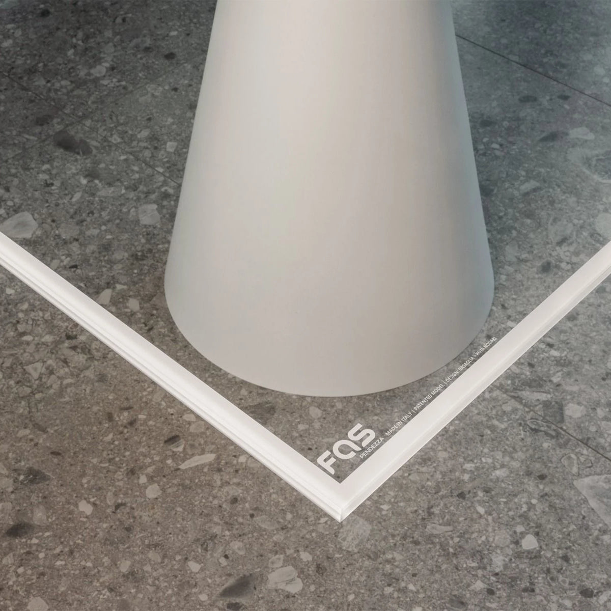 DADA GLASS - Tennis / ping-pong Table