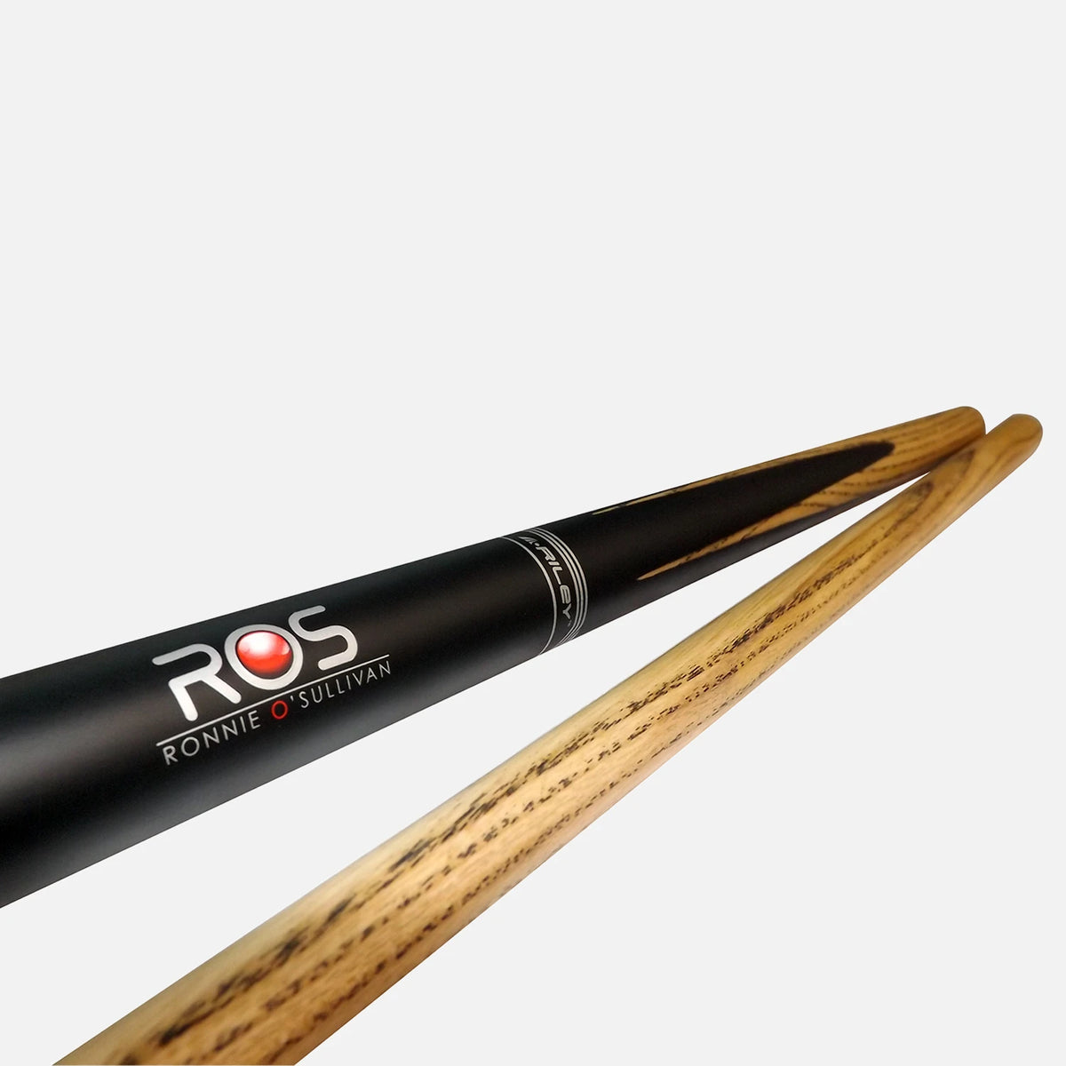 Ronnie O’Sullivan  9.5mm 2-piece Snooker Cue (ROS-40E)